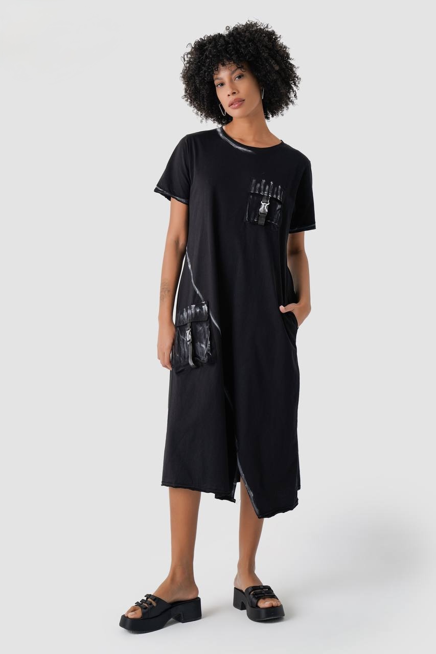 Sukienka z kieszeniami