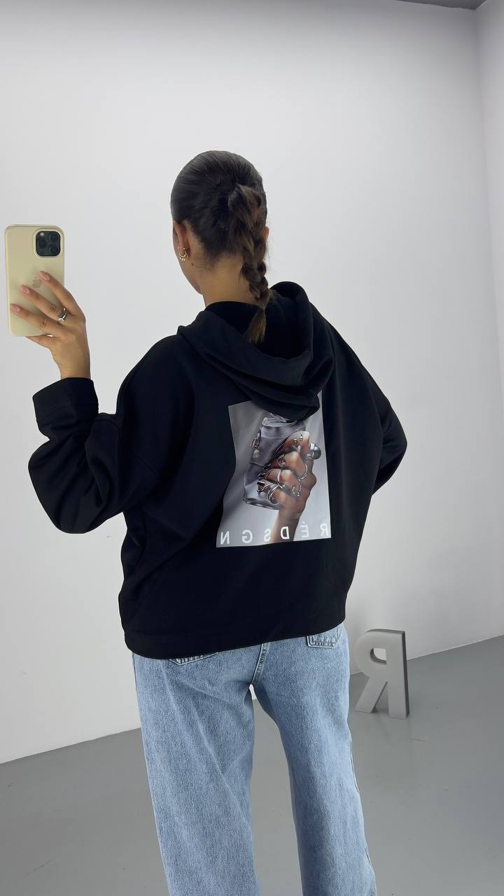 Czarne Bluzy z Kapturem z Nadrukiem