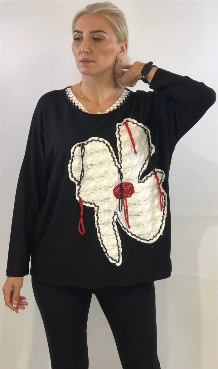 Bluzka aplikacja plus size